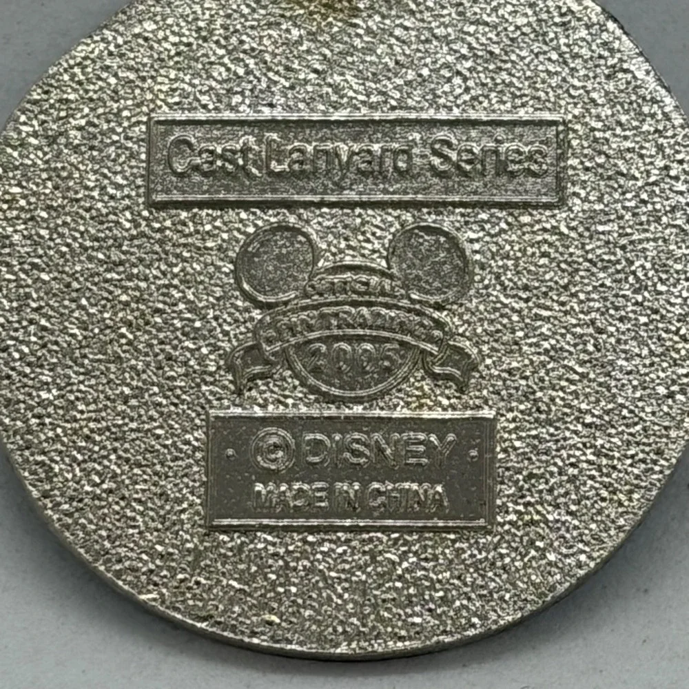Disney Nemo in Fish Bag Pin 2005 Cast Lanyard Series Hidden Mickey Finding Nemo